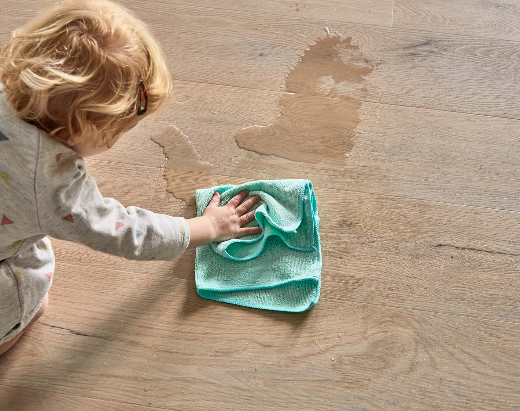 Rigid-Vinyl COREtec Forest Thumbnail 3